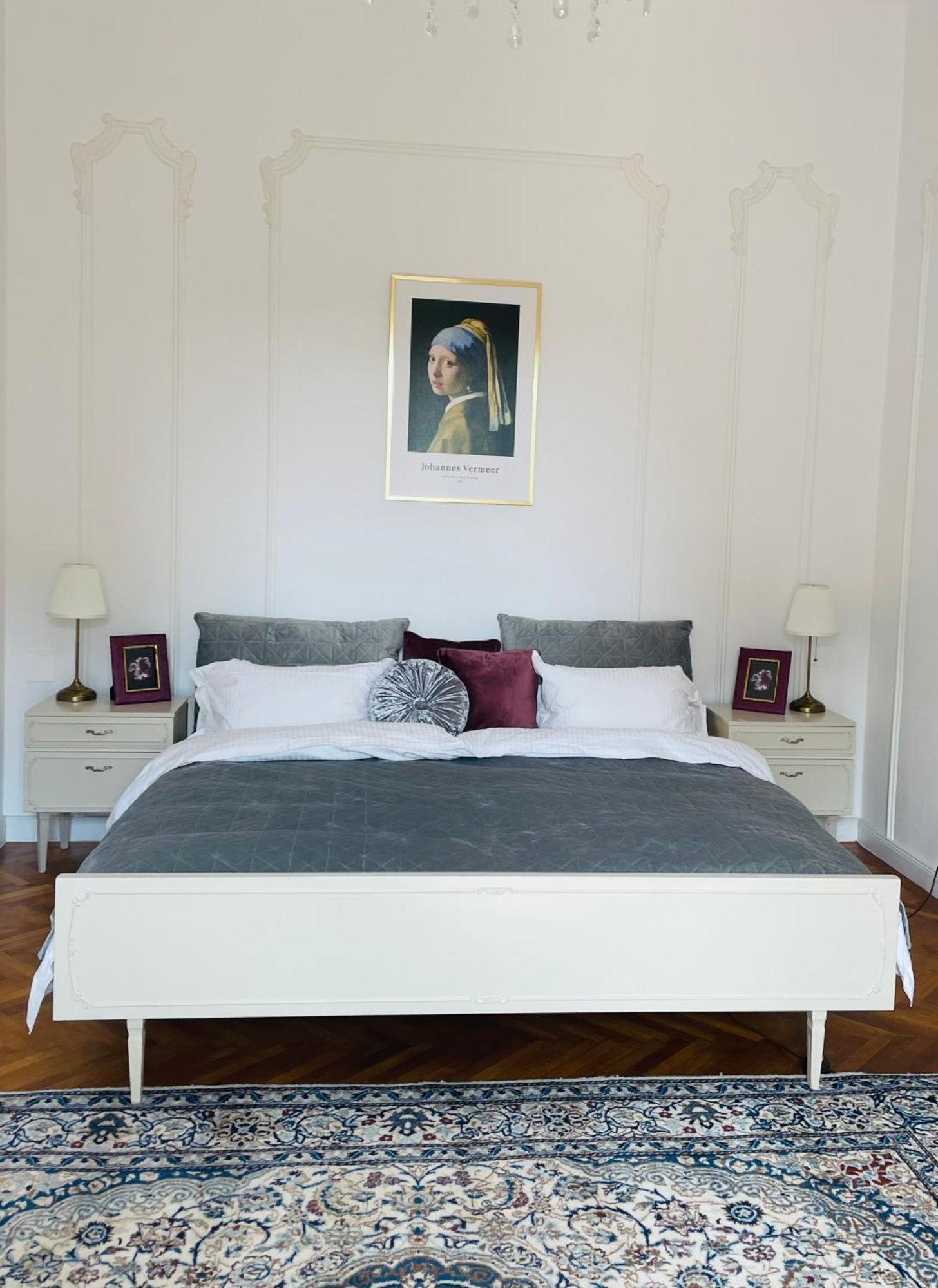 Littleparis Apartment Cluj Napoca Bagian luar foto